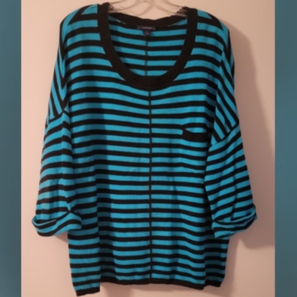 Blue/Black XL sweater